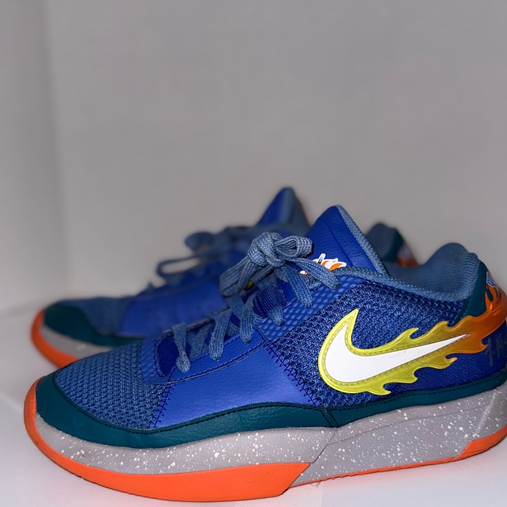 Nike Ja 1
Backyard BBQ (GS) Nike Kids size 6.5y